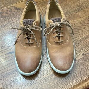 Sperry Brown Leather Boat Shoes with Cushioned Soles